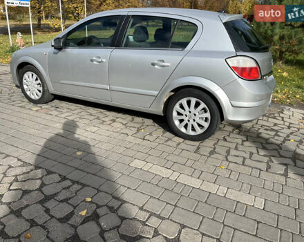 Опель Астра 2004 в Луцке на Automoto.ua Серый Опель Астра, объемом двигателя 1.8 л и пробегом 174 тыс. км за 5150 $, фото 1 на Automoto.ua