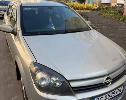 Серый Опель Астра, объемом двигателя 1.6 л и пробегом 192 тыс. км за 4000 $, фото 1 на Automoto.ua