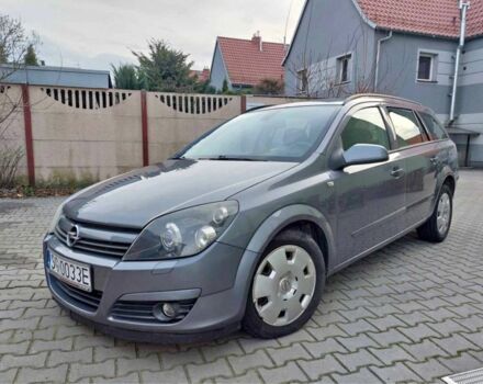 Серый Опель Астра, объемом двигателя 1.9 л и пробегом 286 тыс. км за 1300 $, фото 1 на Automoto.ua