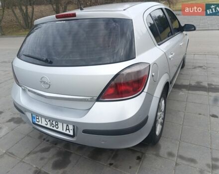 Серый Опель Астра, объемом двигателя 1.8 л и пробегом 205 тыс. км за 5000 $, фото 1 на Automoto.ua