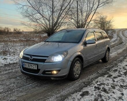 Серый Опель Астра, объемом двигателя 1.6 л и пробегом 398 тыс. км за 4000 $, фото 1 на Automoto.ua