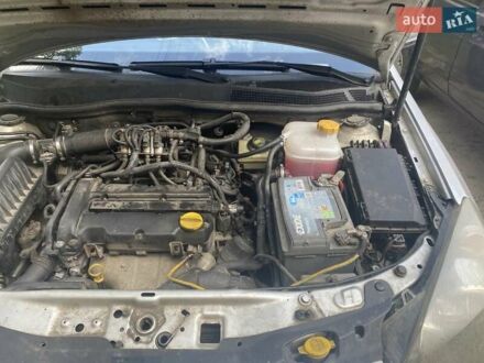 Сірий Опель Астра, об'ємом двигуна 1.4 л та пробігом 300 тис. км за 4200 $, фото 1 на Automoto.ua