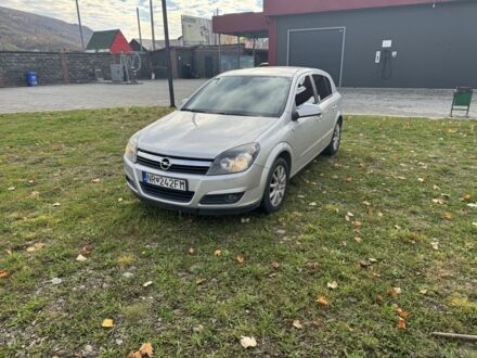 Серый Опель Астра, объемом двигателя 1.7 л и пробегом 206 тыс. км за 2498 $, фото 1 на Automoto.ua