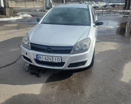 Серый Опель Астра, объемом двигателя 1.7 л и пробегом 347 тыс. км за 3300 $, фото 1 на Automoto.ua