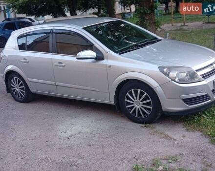Сірий Опель Астра, об'ємом двигуна 1.4 л та пробігом 318 тис. км за 4200 $, фото 1 на Automoto.ua