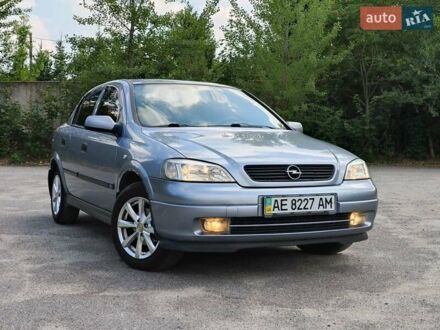 Опель Астра 2004 в Днепре (Днепропетровске) на Automoto.ua Серый Опель Астра, объемом двигателя 1.6 л и пробегом 205 тыс. км за 4000 $, фото 1 на Automoto.ua