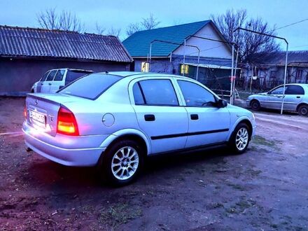 Серый Опель Астра, объемом двигателя 1.4 л и пробегом 260 тыс. км за 3400 $, фото 1 на Automoto.ua