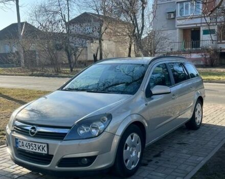 Серый Опель Астра, объемом двигателя 1.6 л и пробегом 229 тыс. км за 4300 $, фото 1 на Automoto.ua