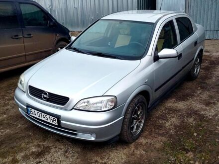 Опель Астра 2004 у Кропивницькому (Кіровограді) на Automoto.ua Сірий Опель Астра, об'ємом двигуна 1.6 л та пробігом 224 тис. км за 4200 $, фото 1 на Automoto.ua