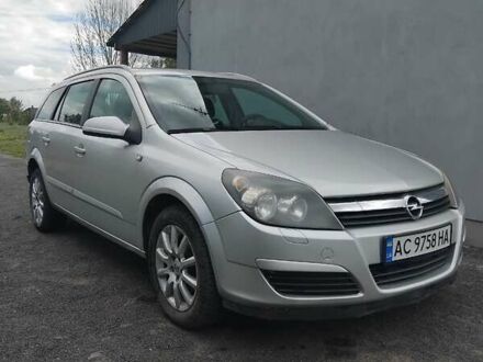 Серый Опель Астра, объемом двигателя 1.6 л и пробегом 246 тыс. км за 3800 $, фото 1 на Automoto.ua