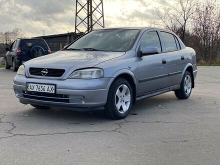 Серый Опель Астра, объемом двигателя 1.6 л и пробегом 250 тыс. км за 3300 $, фото 1 на Automoto.ua