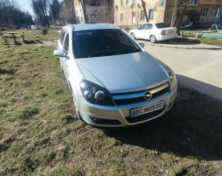 Серый Опель Астра, объемом двигателя 1.7 л и пробегом 285 тыс. км за 4000 $, фото 1 на Automoto.ua