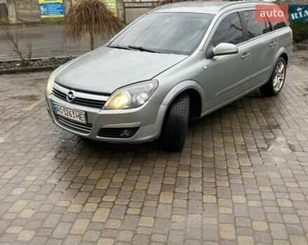 Серый Опель Астра, объемом двигателя 1.69 л и пробегом 250 тыс. км за 4600 $, фото 1 на Automoto.ua