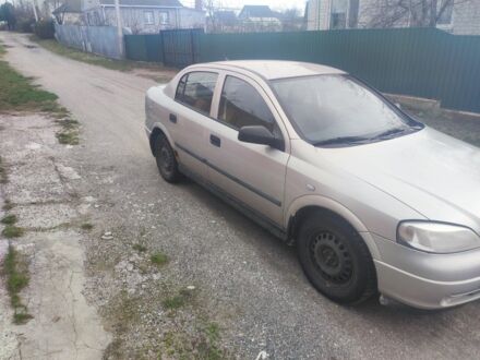 Опель Астра 2005 в Черкассах на Automoto.ua Серый Опель Астра, объемом двигателя 0 л и пробегом 210 тыс. км за 3000 $, фото 1 на Automoto.ua