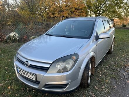 Серый Опель Астра, объемом двигателя 1.7 л и пробегом 271 тыс. км за 3800 $, фото 1 на Automoto.ua