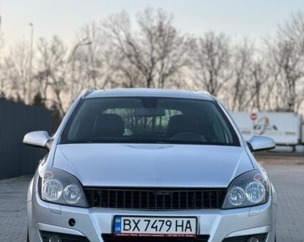 Серый Опель Астра, объемом двигателя 1.8 л и пробегом 196 тыс. км за 4000 $, фото 1 на Automoto.ua