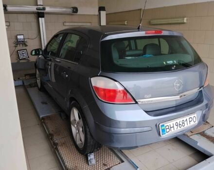 Серый Опель Астра, объемом двигателя 1.6 л и пробегом 210 тыс. км за 5300 $, фото 1 на Automoto.ua