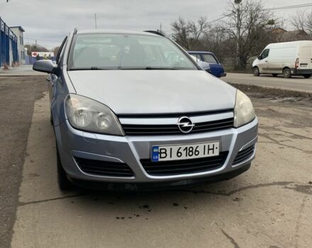 Серый Опель Астра, объемом двигателя 1.6 л и пробегом 240 тыс. км за 4999 $, фото 1 на Automoto.ua