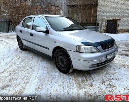 Серый Опель Астра, объемом двигателя 1.6 л и пробегом 200 тыс. км за 1950 $, фото 1 на Automoto.ua