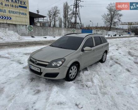 Серый Опель Астра, объемом двигателя 1.6 л и пробегом 424 тыс. км за 3650 $, фото 1 на Automoto.ua