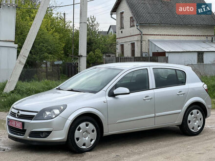 Опель Астра 2005 в Тернополе на Automoto.ua Серый Опель Астра, объемом двигателя 1.8 л и пробегом 141 тыс. км за 5600 $, фото 1 на Automoto.ua