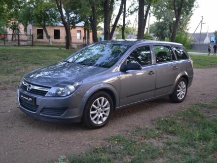 Опель Астра 2005 у Городище на Automoto.ua Сірий Опель Астра, об'ємом двигуна 0 л та пробігом 250 тис. км за 4750 $, фото 1 на Automoto.ua