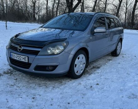 Серый Опель Астра, объемом двигателя 1.6 л и пробегом 215 тыс. км за 4700 $, фото 1 на Automoto.ua