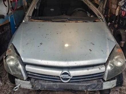 Серый Опель Астра, объемом двигателя 1.6 л и пробегом 186 тыс. км за 2000 $, фото 1 на Automoto.ua