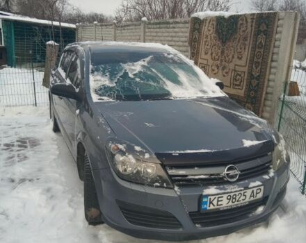 Серый Опель Астра, объемом двигателя 1.4 л и пробегом 310 тыс. км за 2400 $, фото 1 на Automoto.ua