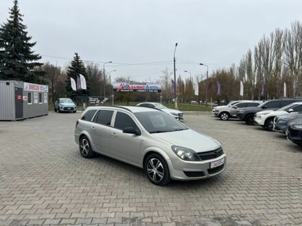 Серый Опель Астра, объемом двигателя 1.7 л и пробегом 292 тыс. км за 4900 $, фото 1 на Automoto.ua