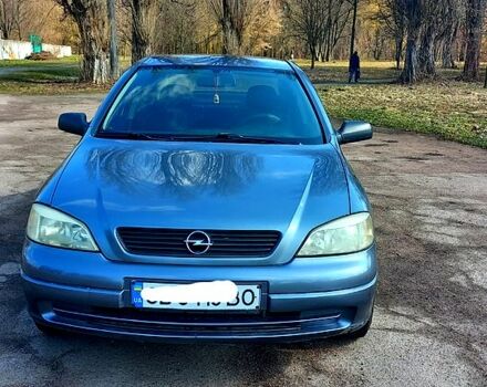 Серый Опель Астра, объемом двигателя 1.4 л и пробегом 327 тыс. км за 3100 $, фото 1 на Automoto.ua