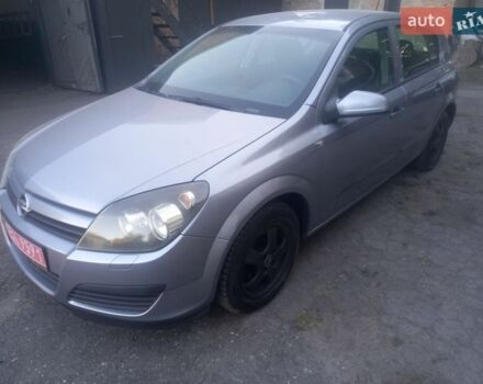 Серый Опель Астра, объемом двигателя 1.6 л и пробегом 204 тыс. км за 4450 $, фото 1 на Automoto.ua