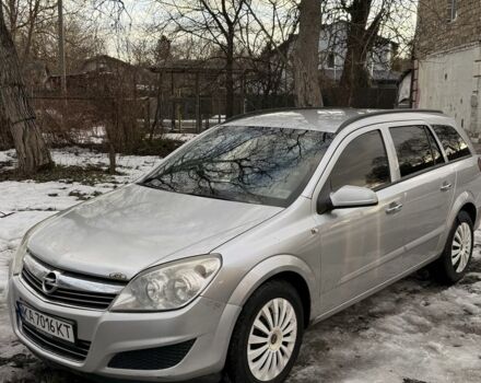 Серый Опель Астра, объемом двигателя 1.6 л и пробегом 250 тыс. км за 4200 $, фото 1 на Automoto.ua