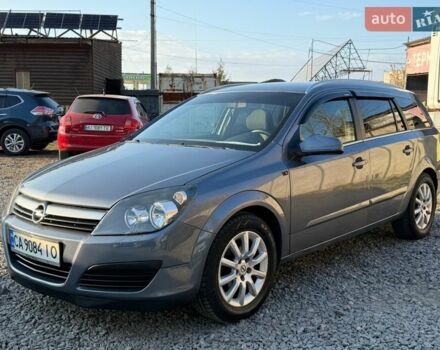 Серый Опель Астра, объемом двигателя 1.6 л и пробегом 280 тыс. км за 3700 $, фото 1 на Automoto.ua