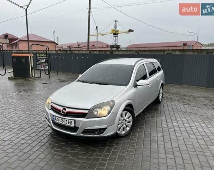 Серый Опель Астра, объемом двигателя 1.7 л и пробегом 344 тыс. км за 4500 $, фото 1 на Automoto.ua