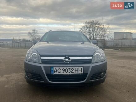 Серый Опель Астра, объемом двигателя 1.8 л и пробегом 237 тыс. км за 4200 $, фото 1 на Automoto.ua