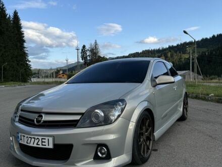 Опель Астра 2005 у Чернівцях на Automoto.ua Сірий Опель Астра, об'ємом двигуна 1.9 л та пробігом 330 тис. км за 6700 $, фото 1 на Automoto.ua