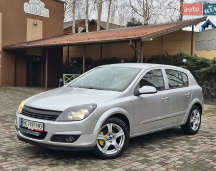 Серый Опель Астра, объемом двигателя 1.6 л и пробегом 325 тыс. км за 3799 $, фото 1 на Automoto.ua