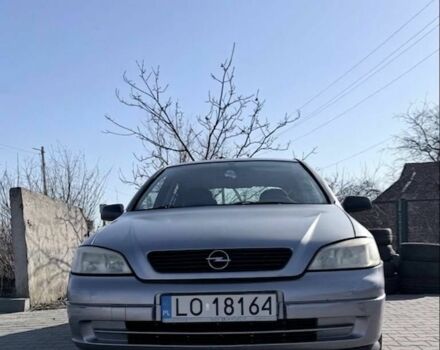 Серый Опель Астра, объемом двигателя 1.4 л и пробегом 126 тыс. км за 1350 $, фото 1 на Automoto.ua