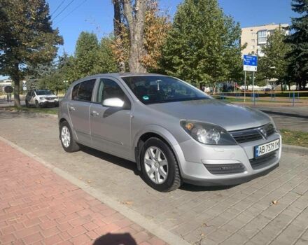 Серый Опель Астра, объемом двигателя 1.6 л и пробегом 254 тыс. км за 4600 $, фото 1 на Automoto.ua