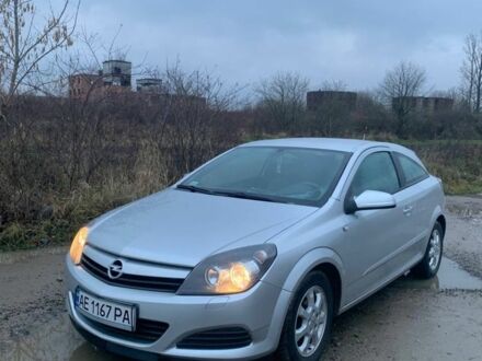 Серый Опель Астра, объемом двигателя 1.6 л и пробегом 285 тыс. км за 3100 $, фото 1 на Automoto.ua