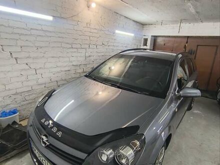 Опель Астра 2005 в Чернигове на Automoto.ua Серый Опель Астра, объемом двигателя 1.8 л и пробегом 250 тыс. км за 4999 $, фото 1 на Automoto.ua