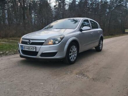 Серый Опель Астра, объемом двигателя 1.6 л и пробегом 240 тыс. км за 4600 $, фото 1 на Automoto.ua