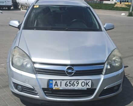 Серый Опель Астра, объемом двигателя 1.8 л и пробегом 420 тыс. км за 4400 $, фото 1 на Automoto.ua