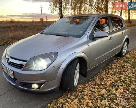 Серый Опель Астра, объемом двигателя 1.6 л и пробегом 326 тыс. км за 5300 $, фото 1 на Automoto.ua