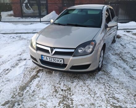 Серый Опель Астра, объемом двигателя 1.6 л и пробегом 250 тыс. км за 4150 $, фото 1 на Automoto.ua