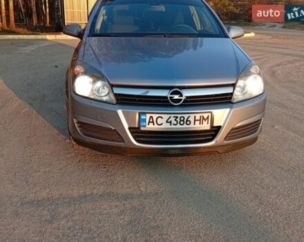 Серый Опель Астра, объемом двигателя 1.6 л и пробегом 252 тыс. км за 4500 $, фото 1 на Automoto.ua