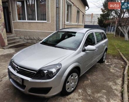 Серый Опель Астра, объемом двигателя 1.8 л и пробегом 286 тыс. км за 5400 $, фото 1 на Automoto.ua