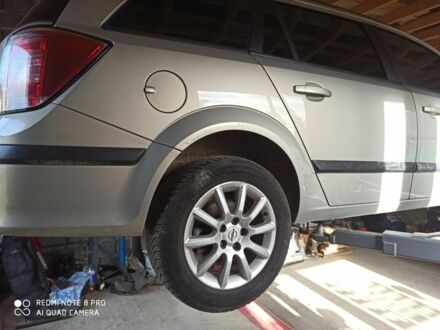 Серый Опель Астра, объемом двигателя 0 л и пробегом 240 тыс. км за 2499 $, фото 1 на Automoto.ua