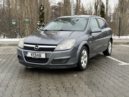 Опель Астра 2005 у Кременчуге на Automoto.ua Сірий Опель Астра, об'ємом двигуна 1.7 л та пробігом 290 тис. км за 5800 $, фото 1 на Automoto.ua